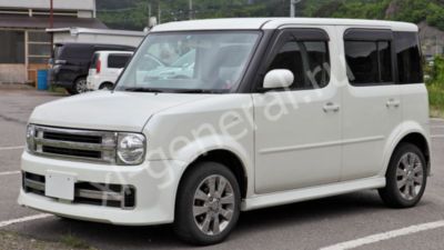 Автостекло Nissan Cube Z11